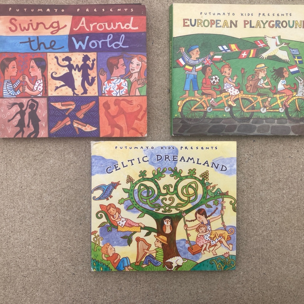 Putumayo Kids Music Collection - Colorful Album Set